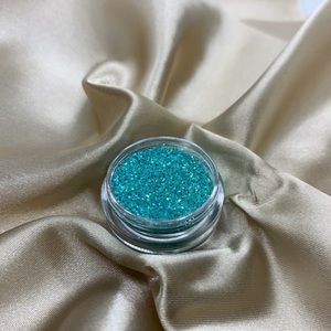 Cosmetic glitter